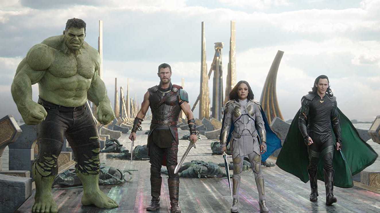 Thor: Ragnarok Movie Reviews and Ratings
